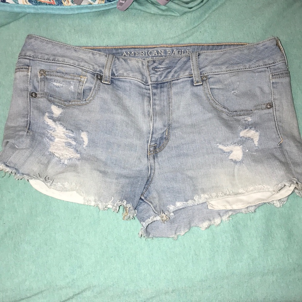 American eagle “shortie” jean shorts size 10